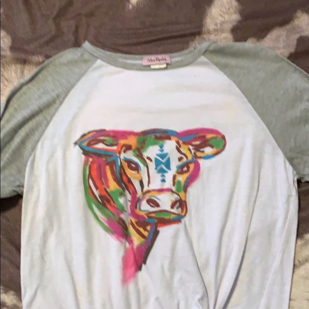3/4 sleeve shirt